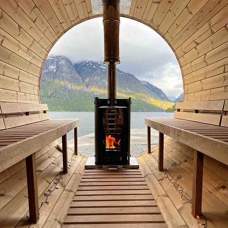House In Oppstryn Ferienhaus *